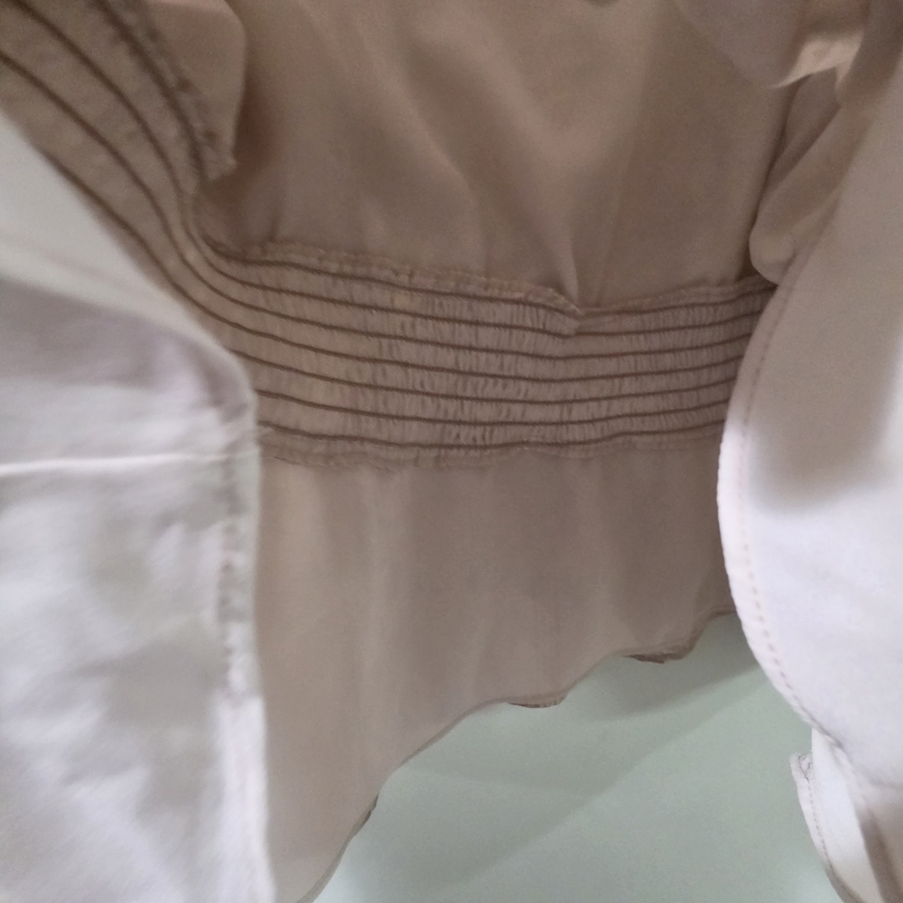 EXPRESS Gorgeous Balloon Sleeve Peplum Lined Blouse XL Like New. - Picture 7 of 8